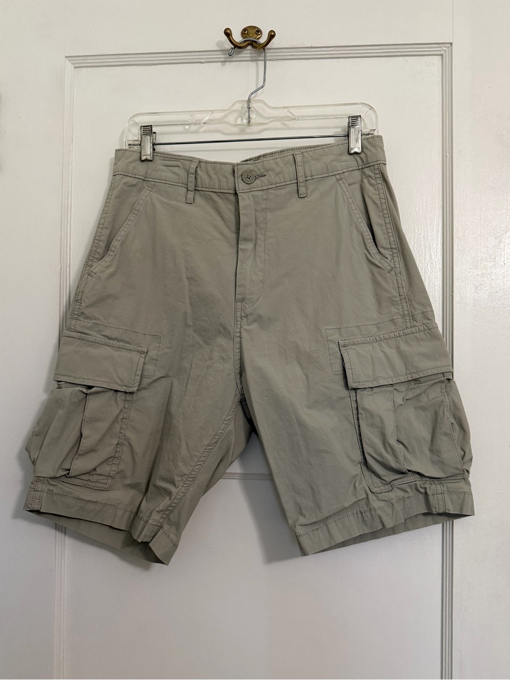 LN Levi's Men's Cargo Shorts in Light Beige 🩳